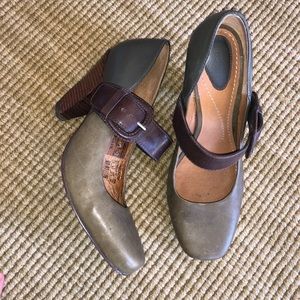 Fossil retro chunky heels